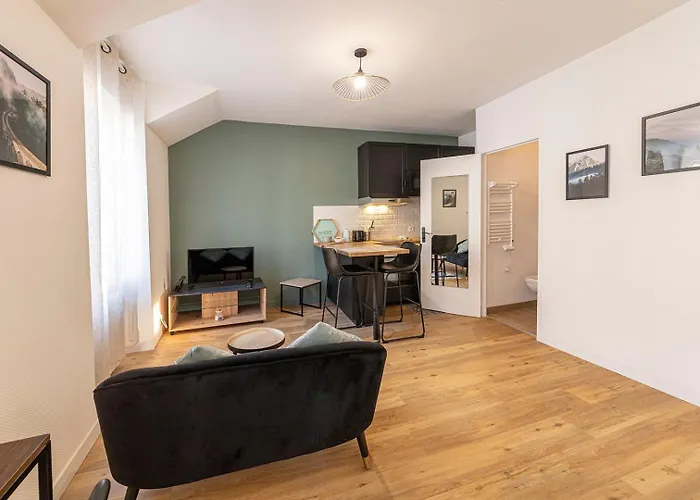 Coquelin - Joli Appartement Renove
